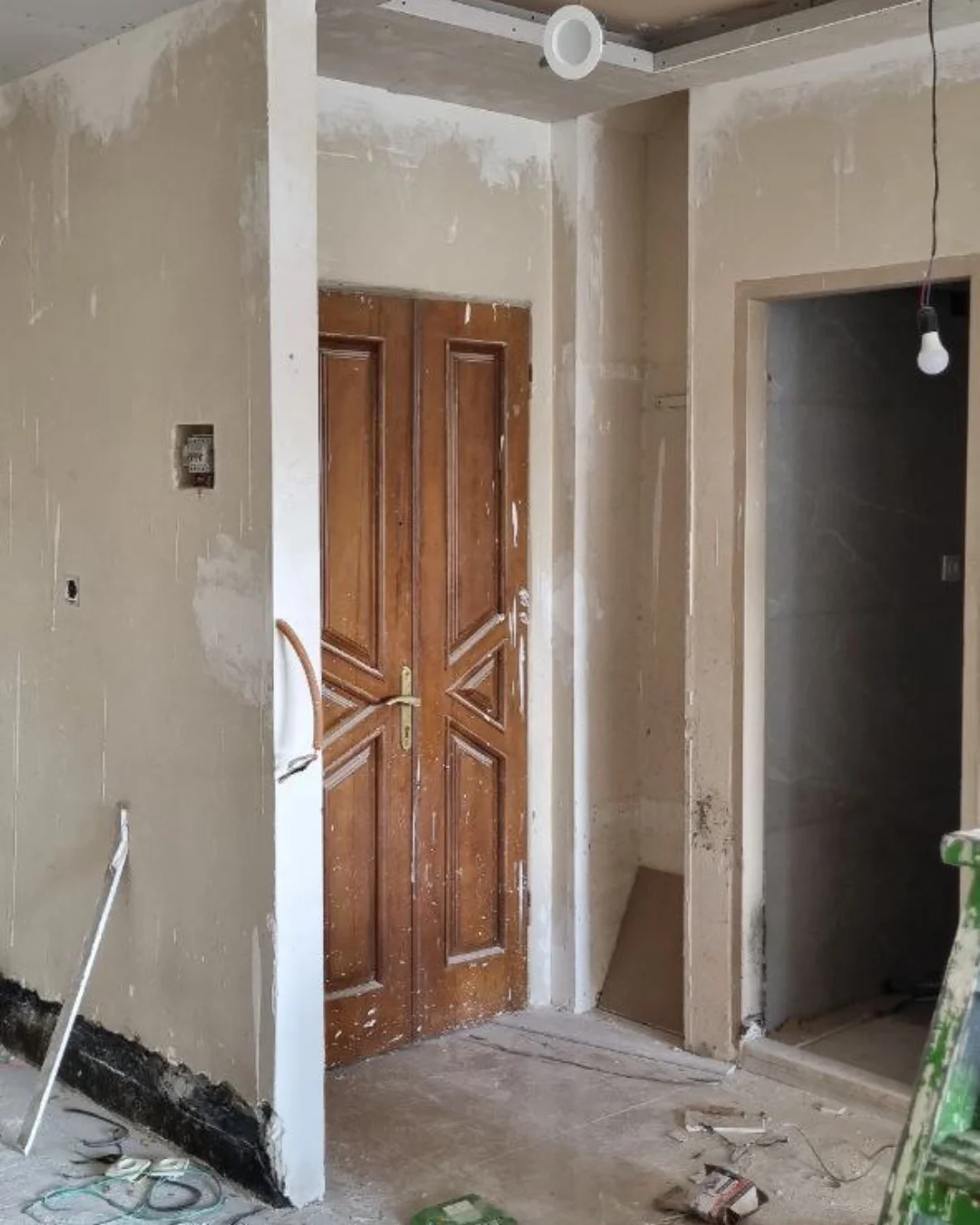 چوبیکا: پروژه جناب مهندس جاری